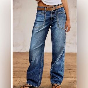 Flamingals Straight leg jeans SZ Large NWOT